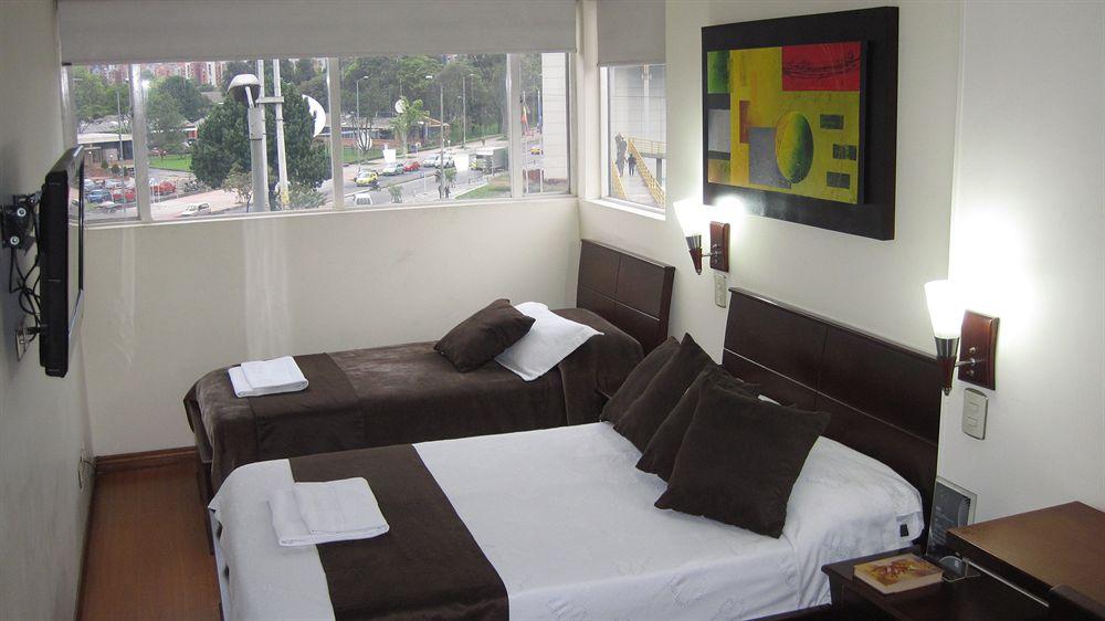 Hotel Arena Plaza Богота Екстериор снимка