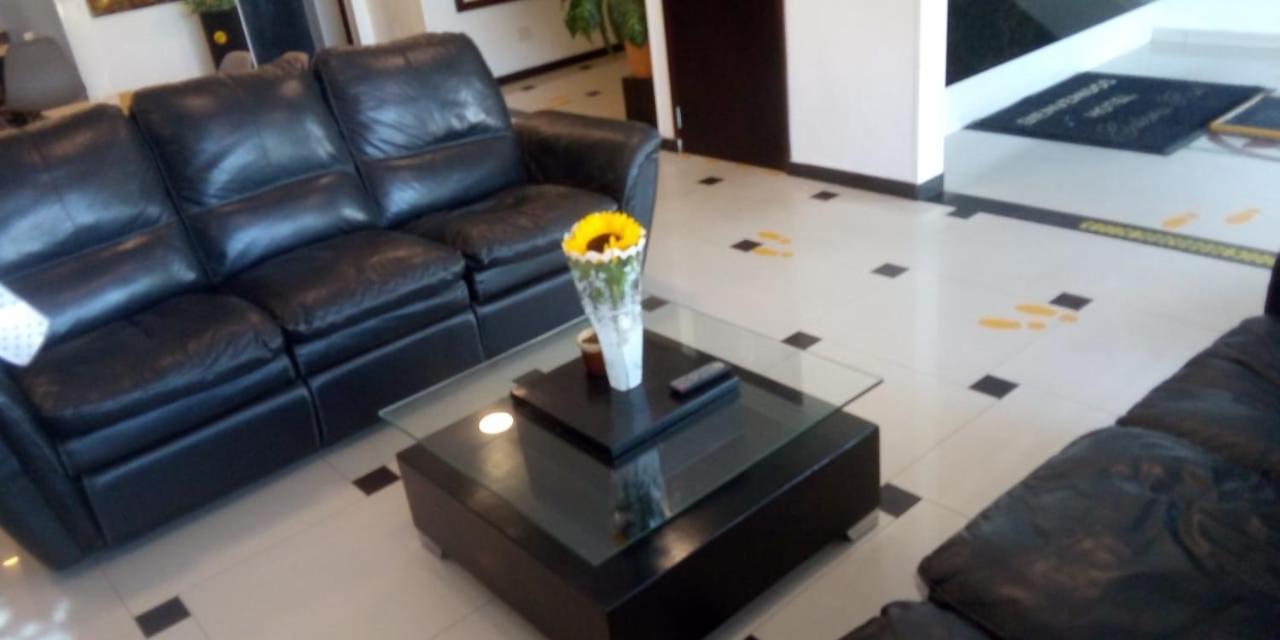 Hotel Arena Plaza Богота Екстериор снимка