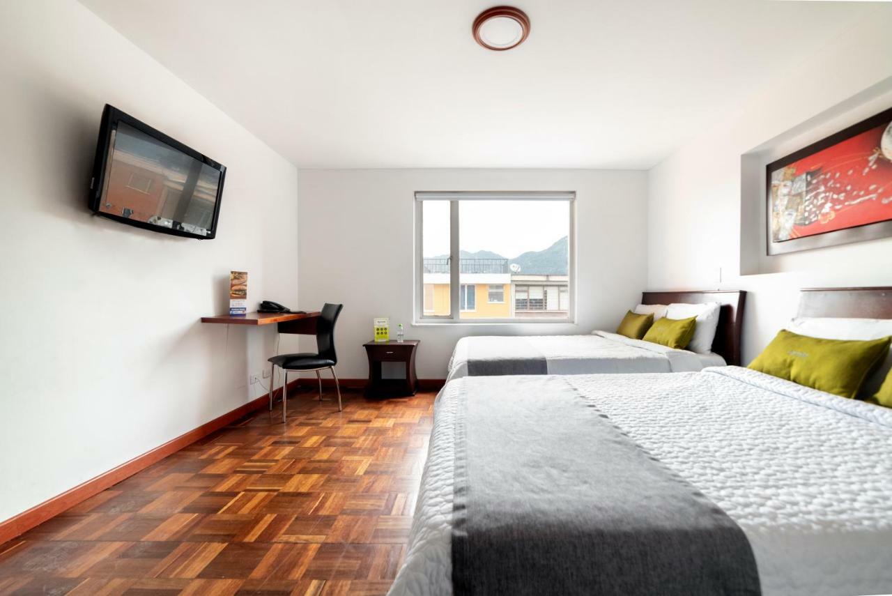 Hotel Arena Plaza Богота Екстериор снимка